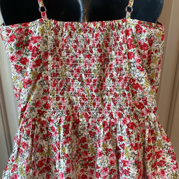 LUCIE ROSE Floral Cami w/ Hook & Eye Detail SZ L - Picture 4 of 4